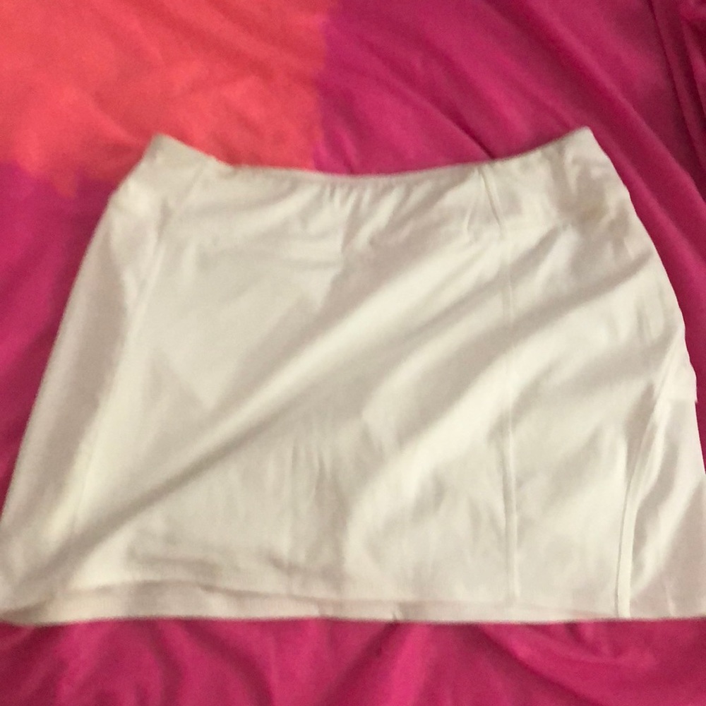 nwot tennis skirt